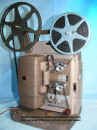 B&H_253-AX_8mm_Film_Projector_web.jpg (56119 bytes)