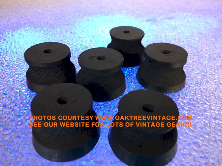 REEL TO REEL TAPE DECK RUBBER SPINDLE HUB CLAMPS / REEL HOLDERS / REEL  RETAINERS / SPINDLE CAPS