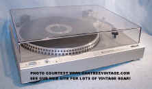 Kenwood_KD-3100_Stereo_Turntable_web.jpg (62628 bytes)