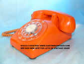 ITT_Orange_Rotary_Telephone_Port_web.jpg (38154 bytes)
