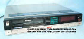 Sony_SL-HFR30_Hi-Fi_Betamax_VCR_web.jpg (20585 bytes)