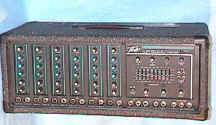 Peavey_xr_web.jpg (24281 bytes)
