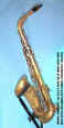 King_Super_20_Alto_Saxophone_Sax_Cons_web.jpg (25928 bytes)